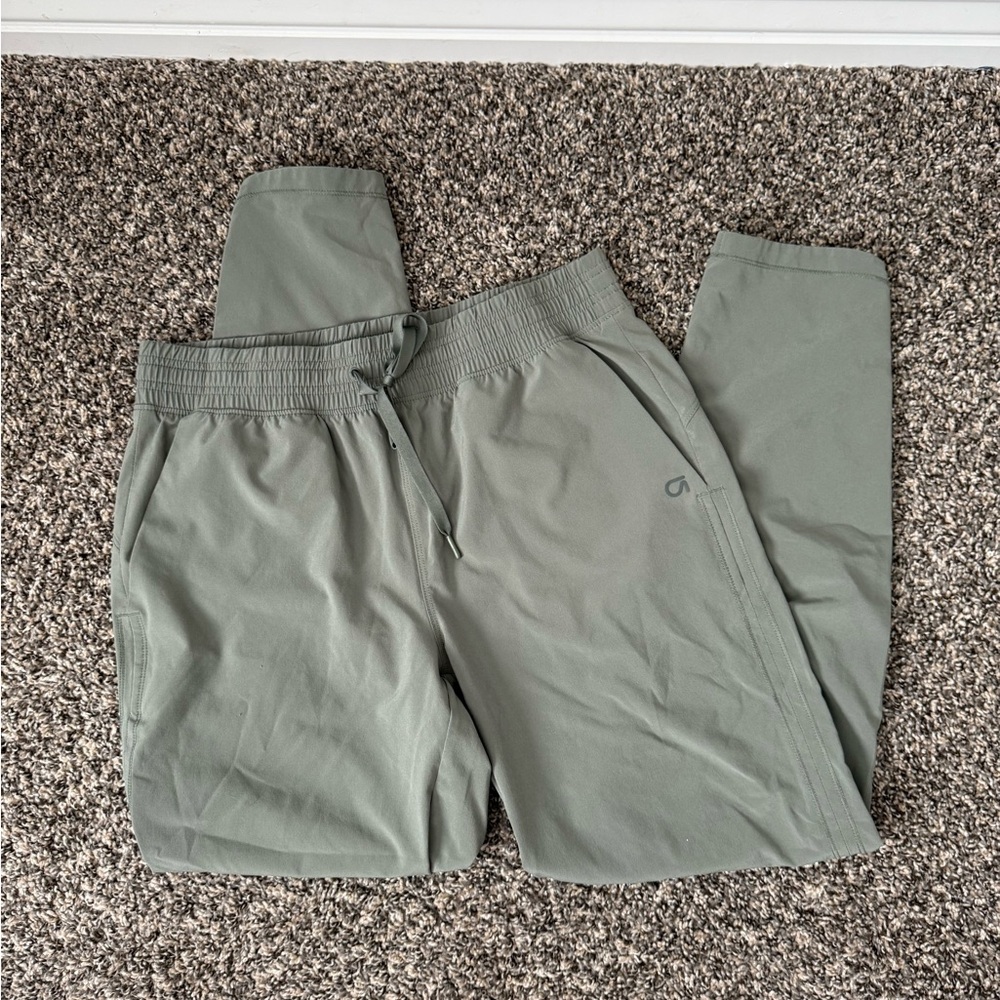 GAP Fit Gradual Joggers